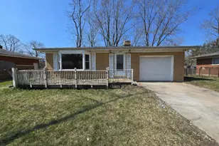 5768 Roosevelt Pl, Merrillville, IN 46410 - Photo 1
