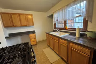 405 Madison St, Michigan City, IN 46360 - Photo 4