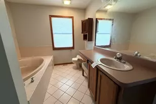 2710 Wood Dr, Dyer, IN 46311 - Photo 16