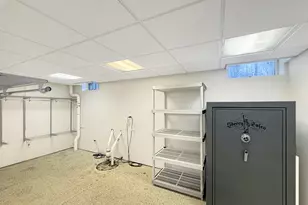 490 W 75 S, Valparaiso, IN 46385 - Photo 24