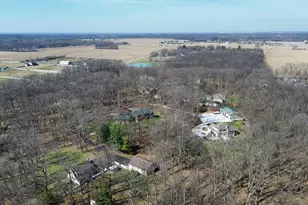 490 W 75 S, Valparaiso, IN 46385 - Photo 32