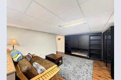 490 W 75 S, Valparaiso, IN 46385 - Photo 20