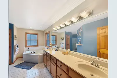 490 W 75 S, Valparaiso, IN 46385 - Photo 12