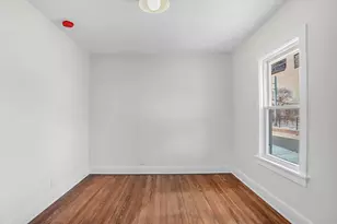 817 E 11th St, Michigan City, IN 46360 - Photo 8