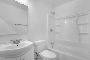 817 E 11th St, Michigan City, IN 46360 - Photo 16