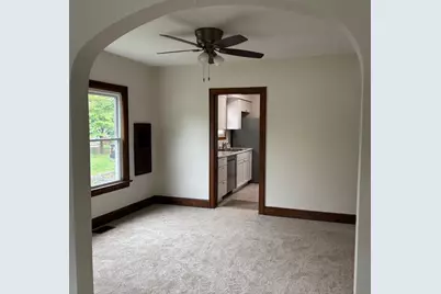 812 S Lake Park Avenue, Hobart, IN 46342 - Photo 4
