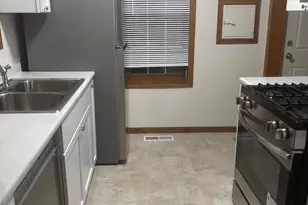 812 S Lake Park Ave, Hobart, IN 46342 - Photo 6