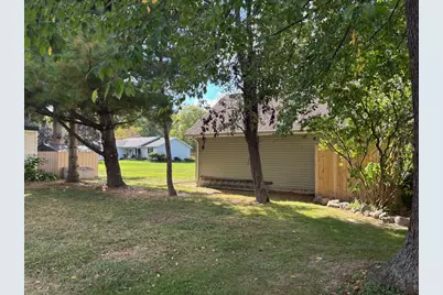 812 S Lake Park Avenue, Hobart, IN 46342 - Photo 26