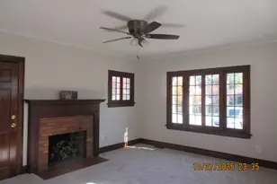812 S Lake Park Ave, Hobart, IN 46342 - Photo 2