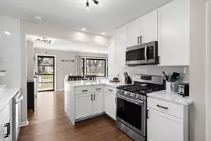 2630 Forest Park Dr, Dyer, IN 46311 - Photo 12