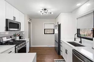 2630 Forest Park Dr, Dyer, IN 46311 - Photo 10