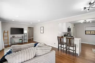 2630 Forest Park Dr, Dyer, IN 46311 - Photo 6