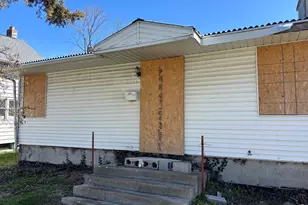 2120 Ohio St, Michigan City, IN 46360 - Photo 2