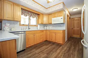 303 Dahlke St, North Judson, IN 46366 - Photo 8