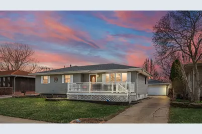 811 Polk Avenue, Dyer, IN 46311 - Photo 1