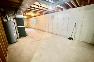 5781 Adams St, Merrillville, IN 46410 - Photo 32