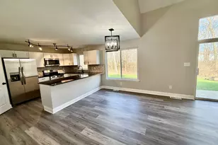 5781 Adams St, Merrillville, IN 46410 - Photo 10