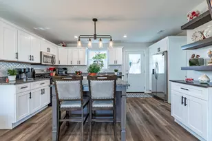 6739 Ontario Ave, Hammond, IN 46323 - Photo 14