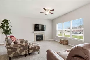 2708 Westwind Dr, Valparaiso, IN 46385 - Photo 8