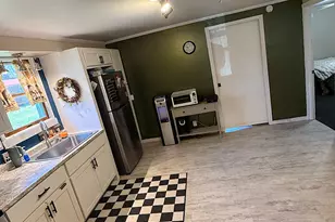 3866 E 1425 N, Wheatfield, IN 46392 - Photo 4