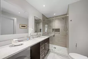 2201 Bayview Dr, Michigan City, IN 46360 - Photo 24