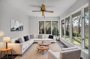 9894 W Oakridge Dr, Saint John, IN 46373 - Photo 10