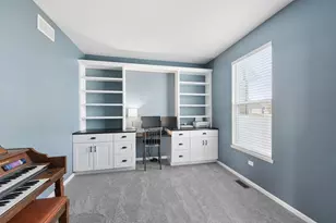 11155 Ohio St, Crown Point, IN 46307 - Photo 8