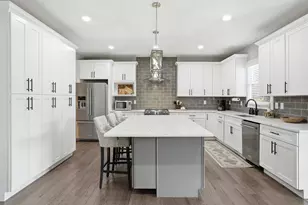 11241 Oak Ridge Ct, Crown Point, IN 46307 - Photo 20