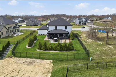 11241 Oak Ridge Court, Crown Point, IN 46307 - Photo 56