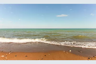 120 E Beachview Avenue, Beverly Shores, IN 46301 - Photo 16