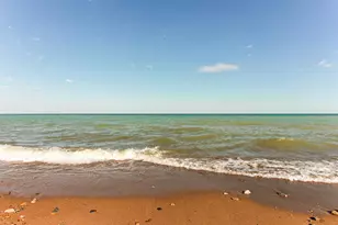 120 E Beachview Ave, Beverly Shores, IN 46301 - Photo 16