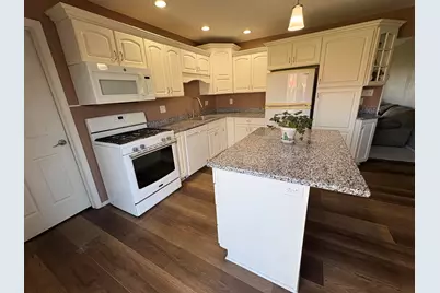 2201 Milford Court, Valparaiso, IN 46383 - Photo 8