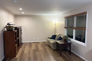 2201 Milford Ct, Valparaiso, IN 46383 - Photo 14