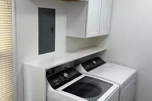 2201 Milford Ct, Valparaiso, IN 46383 - Photo 12