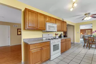 1395 Waverly Rd, Chesterton, IN 46304 - Photo 16