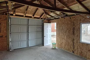 908 E 45th Ave, Gary, IN 46409 - Photo 22