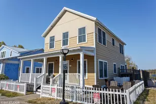 212 Beachwalk Ln, Michigan City, IN 46360 - Photo 2