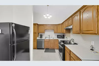 317 Azalea Drive, Hobart, IN 46342 - Photo 4