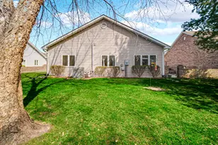 317 Azalea Dr, Hobart, IN 46342 - Photo 16