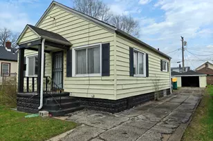 1567 Rutledge St, Gary, IN 46404 - Photo 2