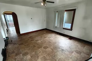 1567 Rutledge St, Gary, IN 46404 - Photo 4