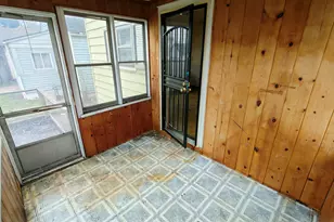 1567 Rutledge St, Gary, IN 46404 - Photo 14