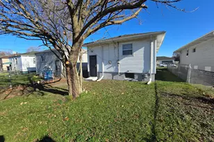 1622 Ohio St, Gary, IN 46407 - Photo 16