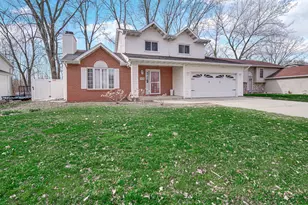 2455 W 61st Pl, Merrillville, IN 46410 - Photo 2