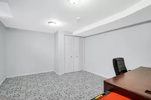 2455 W 61st Pl, Merrillville, IN 46410 - Photo 34