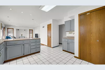 2455 W 61st Place, Merrillville, IN 46410 - Photo 12