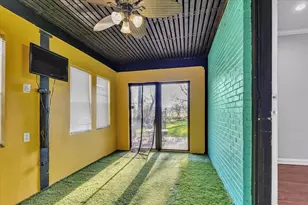 4630 Jefferson Pl, Gary, IN 46408 - Photo 8