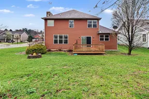 2411 Nottingham Dr, Valparaiso, IN 46383 - Photo 42