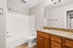 2411 Nottingham Dr, Valparaiso, IN 46383 - Photo 30