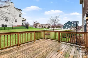 2411 Nottingham Dr, Valparaiso, IN 46383 - Photo 40